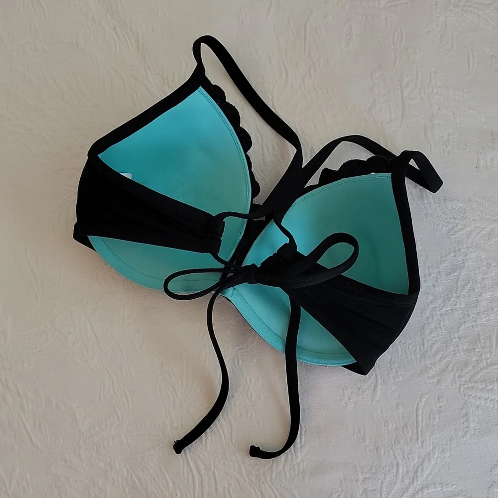 Shade & Shore Bikini Tops 34D - Picture 8 of 10
